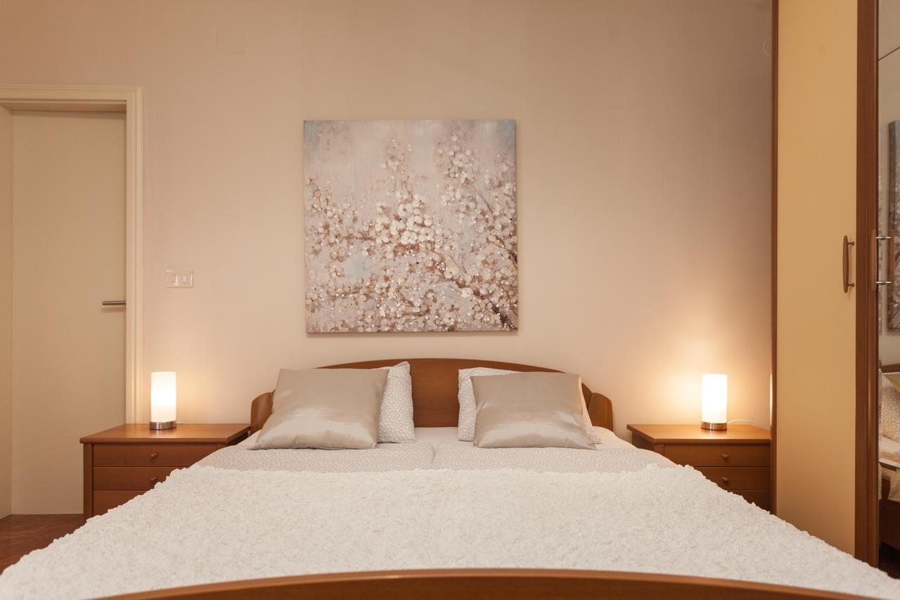 Apartments Alice Ровінь Екстер'єр фото