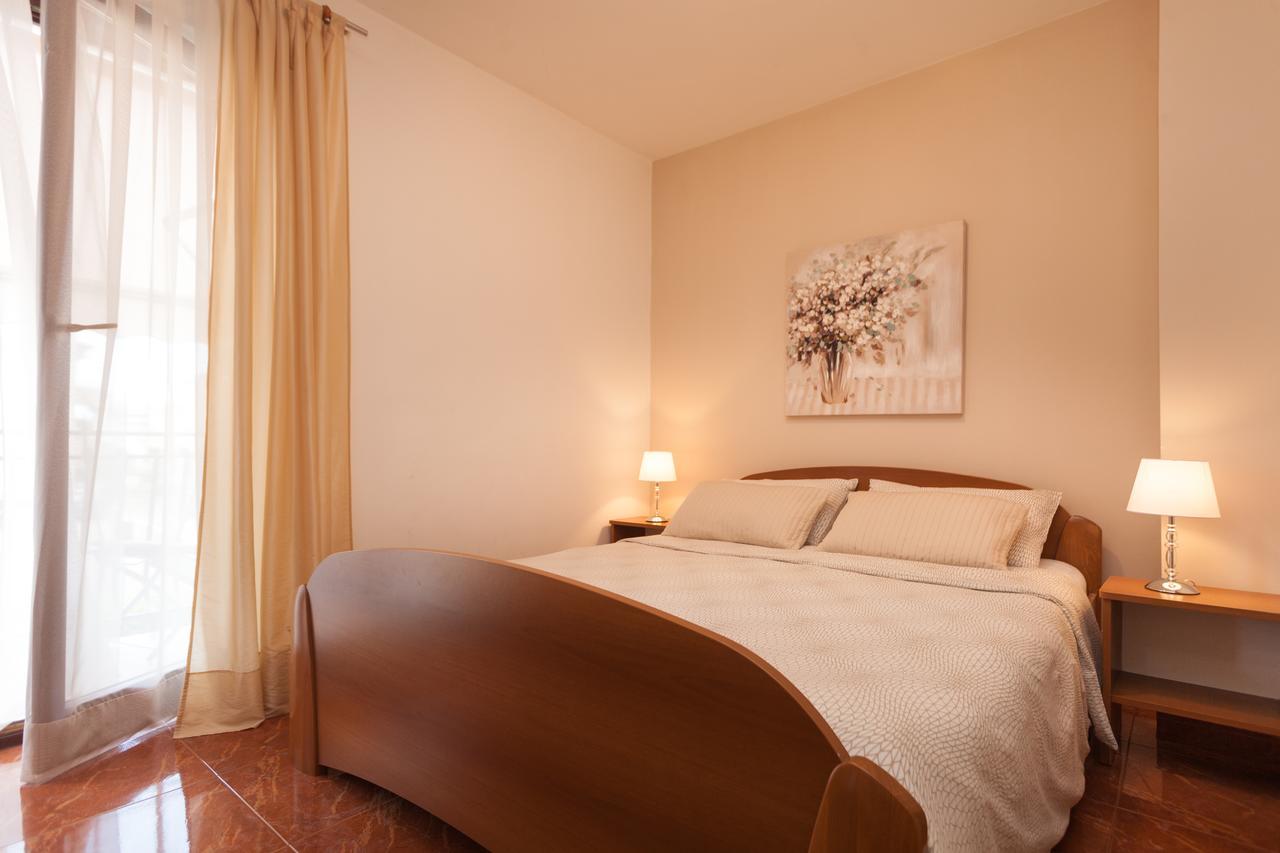 Apartments Alice Ровінь Екстер'єр фото