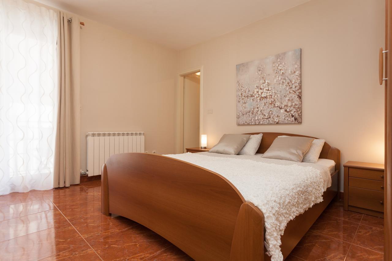 Apartments Alice Ровінь Екстер'єр фото